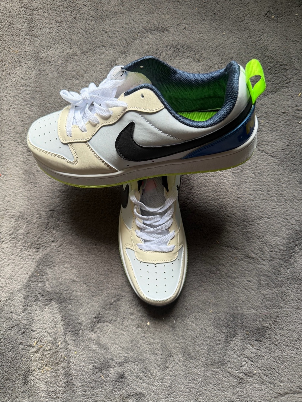 Nike Women's White Black Neon Green Blue Accent Sneakers
